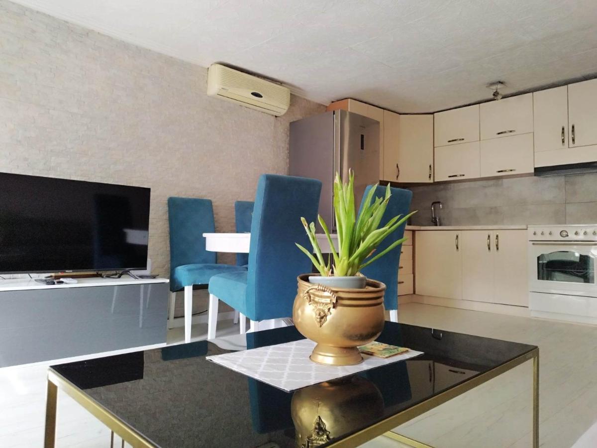 Apartment With Garden Hanja Mostar Buitenkant foto